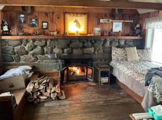 495 Bat Hennesey Rd, Moretown, VT 05660