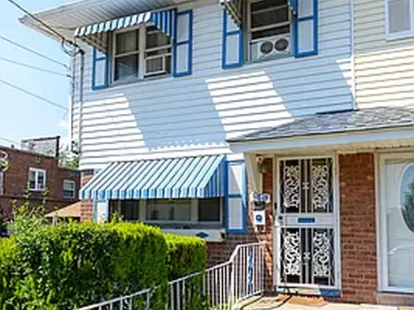 21809 139th Ave, Springfield Gardens, NY 11413