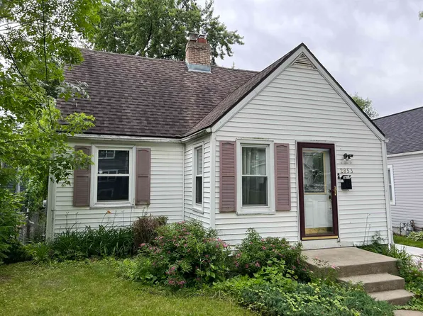 2853 Commercial Ave, Madison, WI 53704
