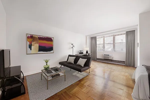 Sold by Triplemint | media 7