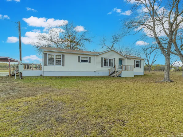 16530 FM 463, Lytle, TX 78052