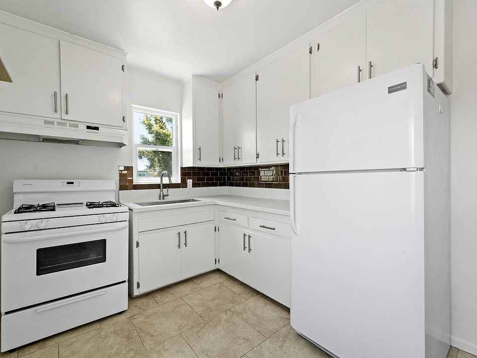 1st image of 3379 1/2 Herman Ave