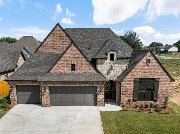 3913 S Dogwood Pl, Broken Arrow, OK 74011