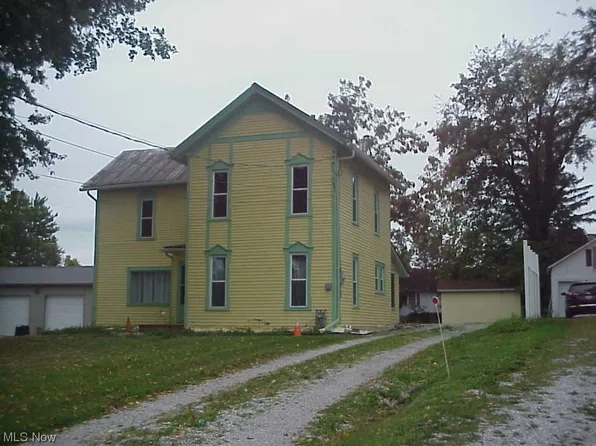 61 W Main St, Seville, OH 44273