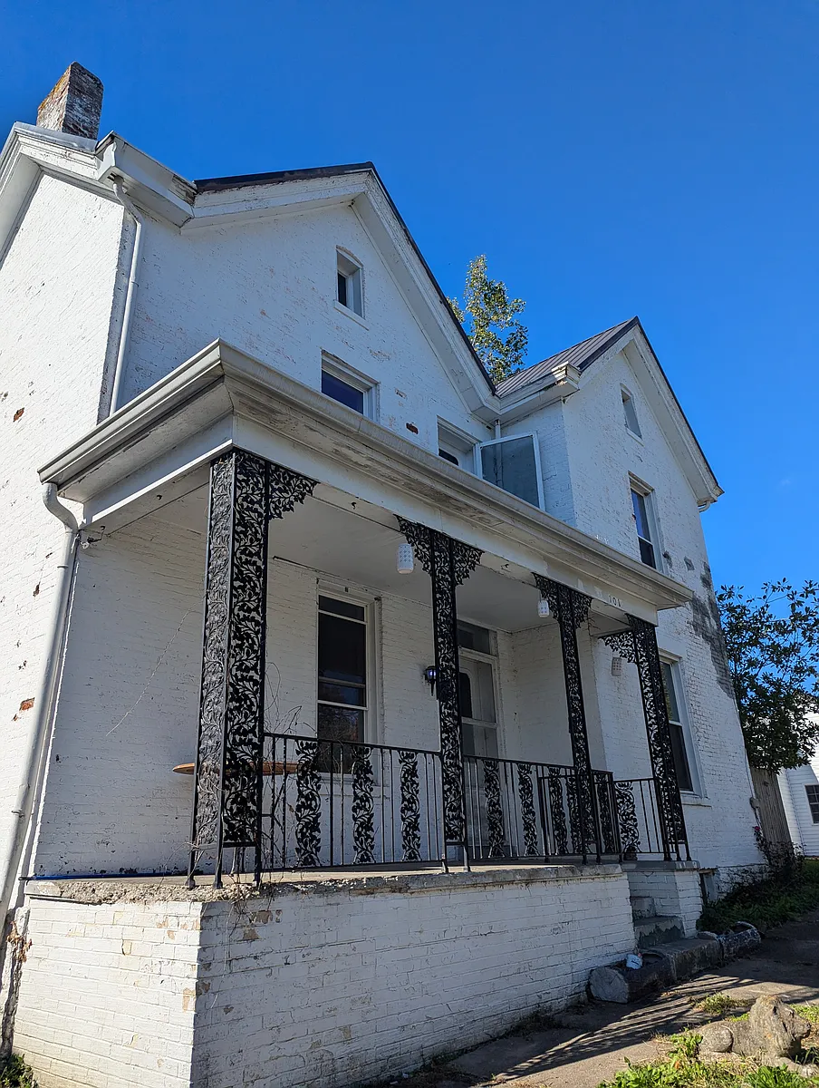 101 E 8th St, Millersburg, KY 40348 HotPads