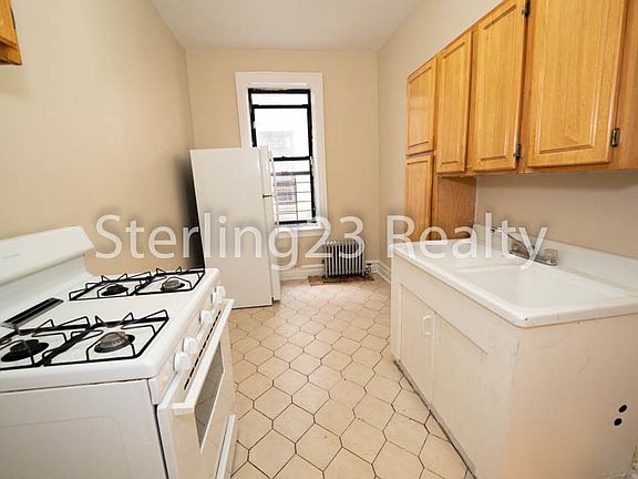 4th image of 35-06 73rd St #2E