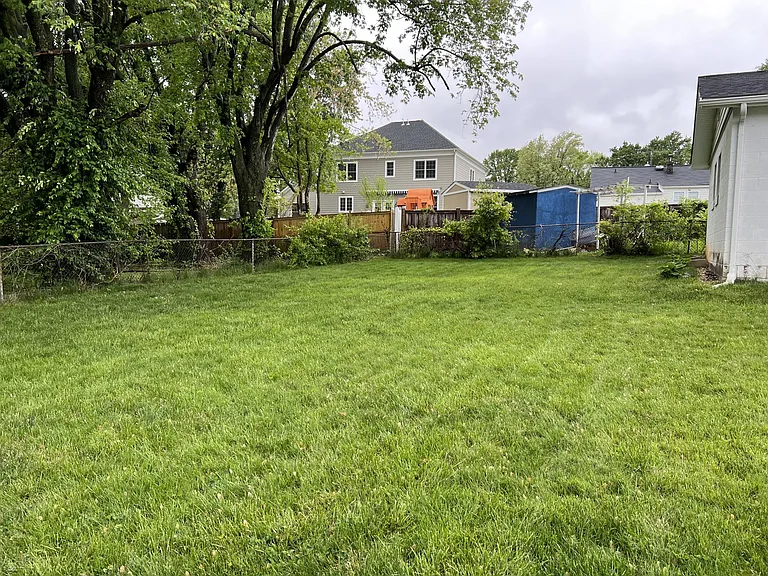 1904 Cherri Dr — Photo 7