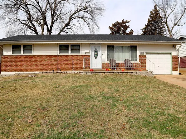 2231 Lovett Dr, Saint Louis, MO 63136