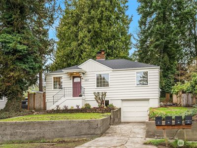 12517 22nd Avenue NE, Seattle, WA, 98125