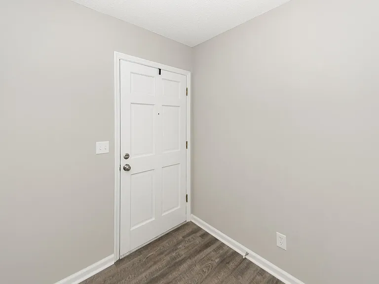 11 Kenilworth Rd — Photo 3