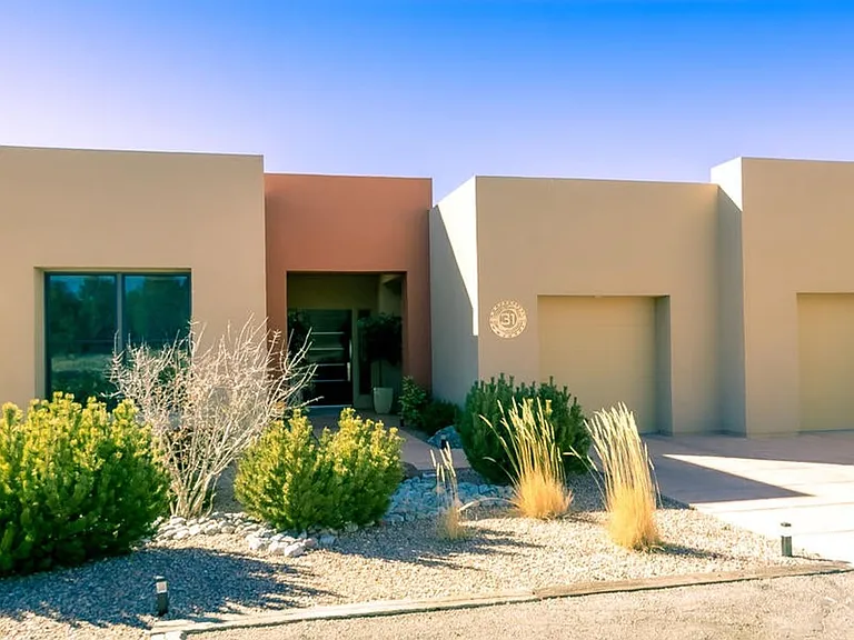 31 Hogan Ct — Photo 2