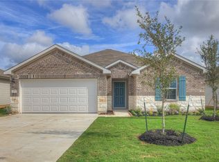 1077 Chachalaca Ct, Seguin, TX 78155