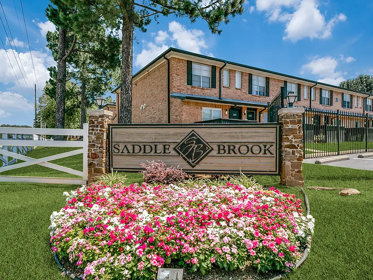 Saddle Brook — Photo 24