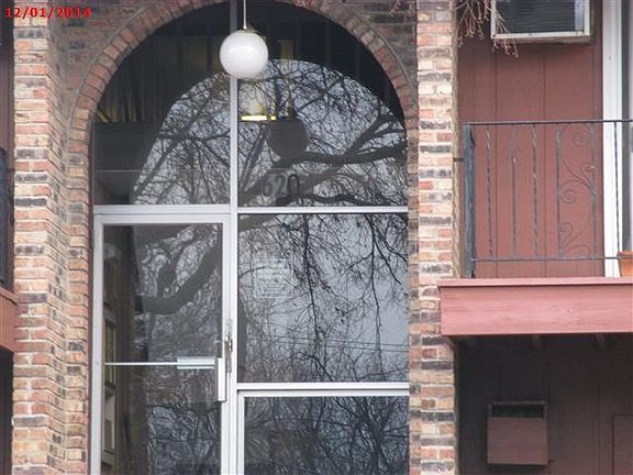 2nd image of 620 Mesa Dr APT 211