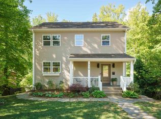 714 Rock Creek Rd, Charlottesville, VA 22903
