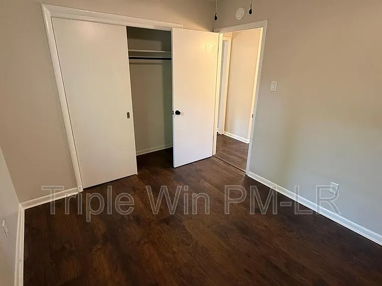 8 Glendale Dr — Photo 14