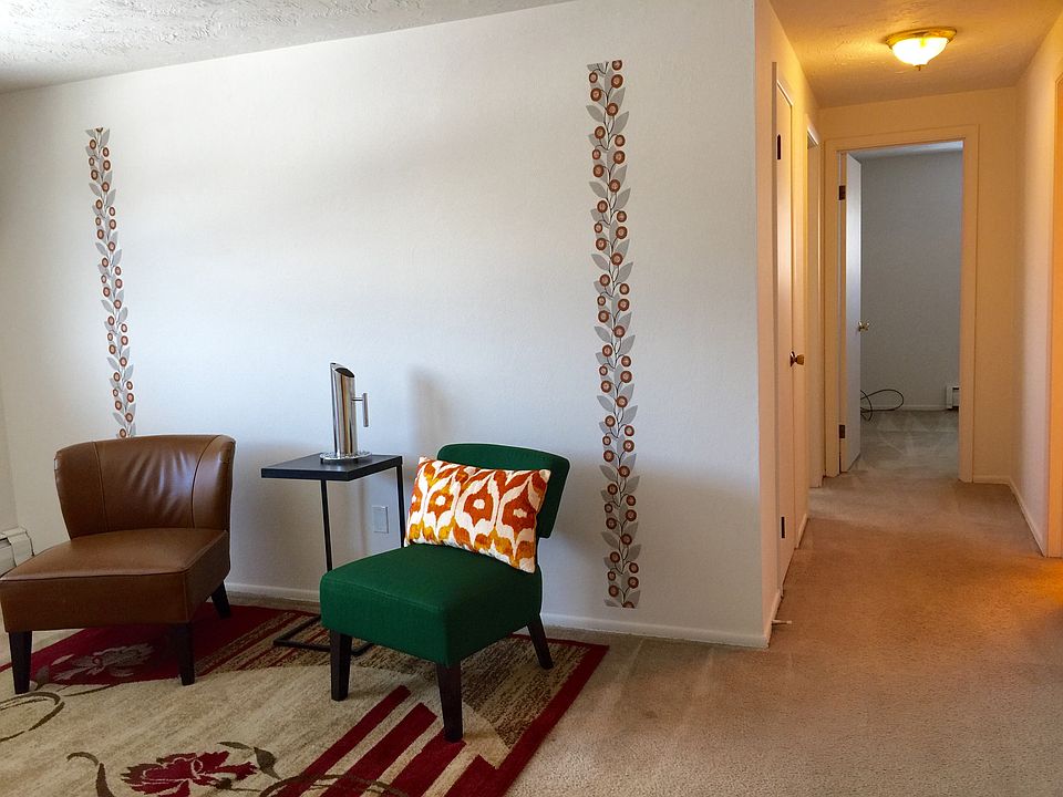 1st image of 5719 S Nantucket Dr APT 301