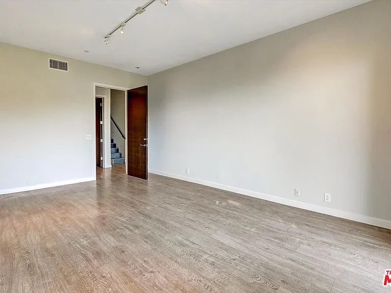 3850 Rambla Orienta — Photo 59