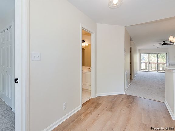 2nd image of 427 Persimmon Dr