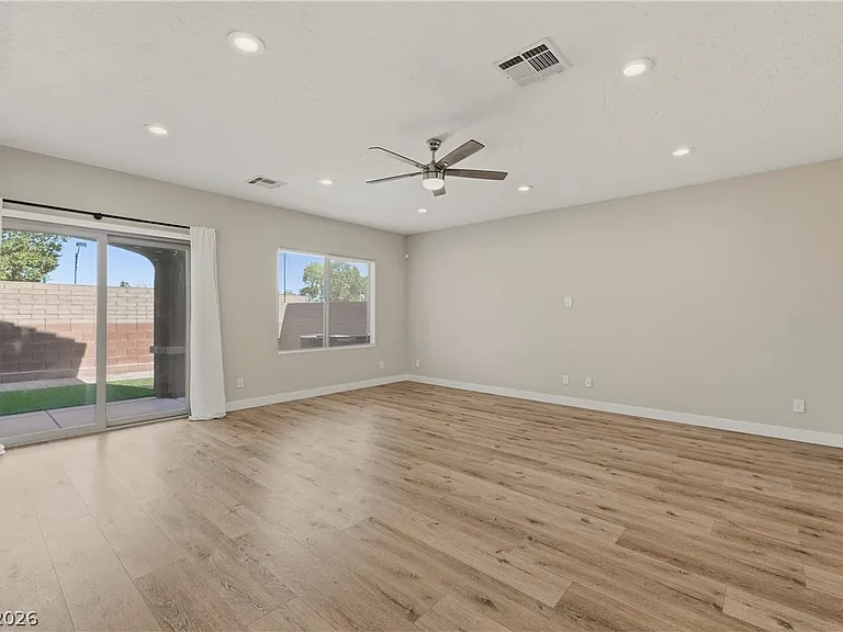 6840 Sumatra St — Photo 15