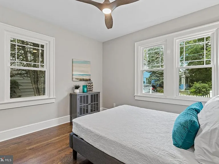 408 S Cleveland St — Photo 22