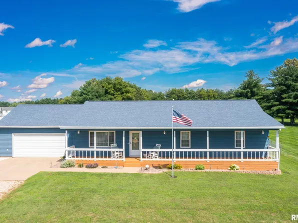 14000 Grandview Dr, Manito, IL 61546