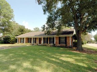 15715 Bowsprit Ln, Houston, TX 77062