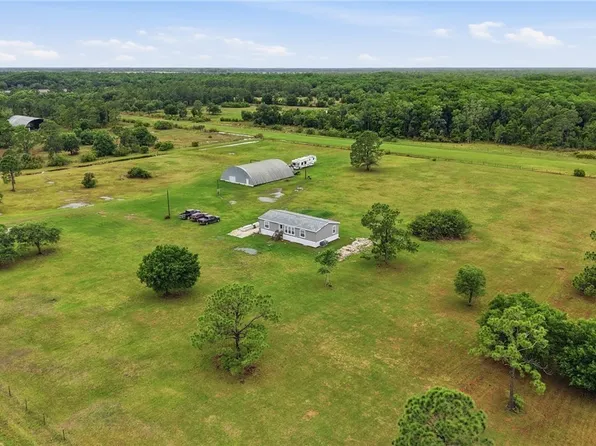3195 Fernwood Ln, Labelle, FL 33935