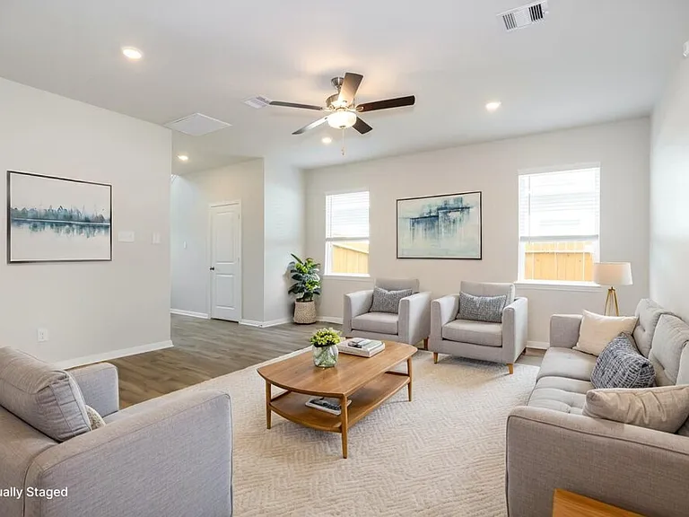 16426 Honeysuckle Hill Dr — Photo 6