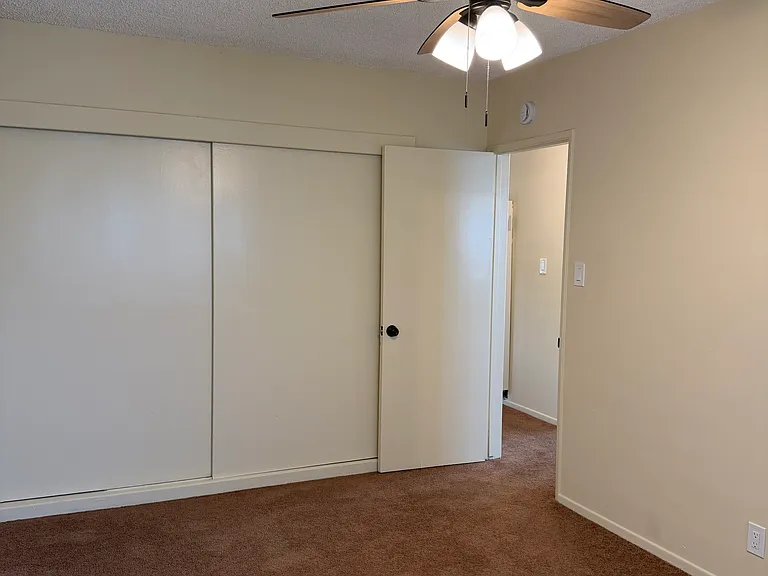 14130 Bellflower Blvd — Photo 27