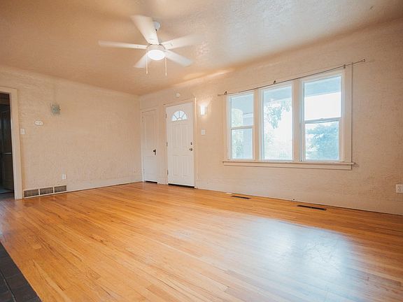 3rd image of 1417 S Shields St