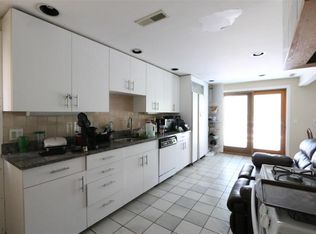 90 North St, Somerville, MA 02144