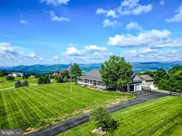 40 Brynner Dr, Petersburg, WV 26847