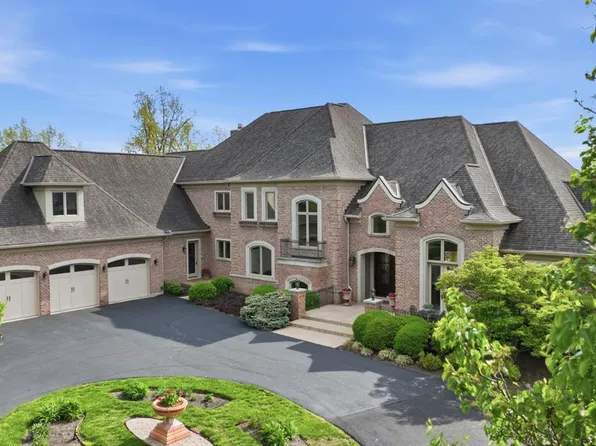 4535 Drake Rd, Cincinnati, OH 45243