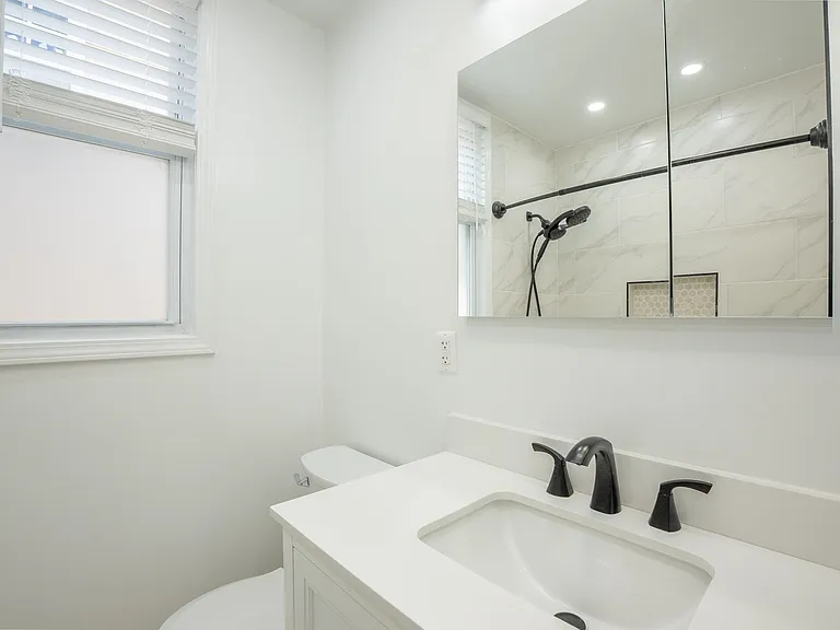 24 Edwards Ct #2 — Photo 13