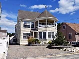 113 E Herbert Ave, Brant Beach, NJ 08008