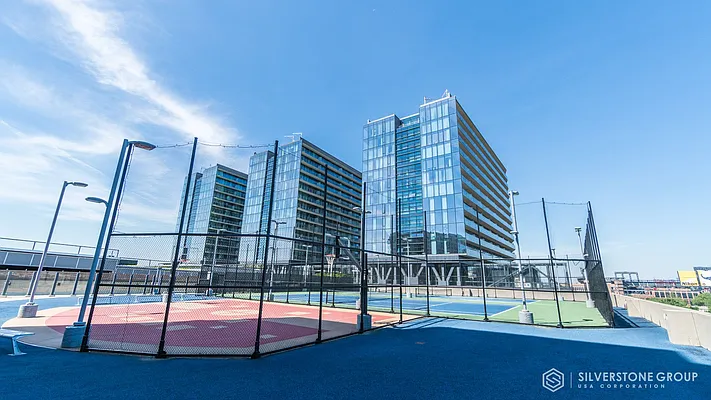 Sold by Silverstone Group USA Corp. | media 89