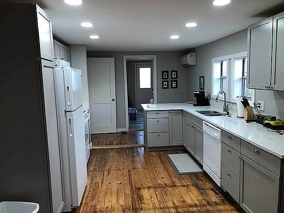 What a beautiful kitchen!