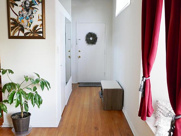 Entrance hallway from the living room