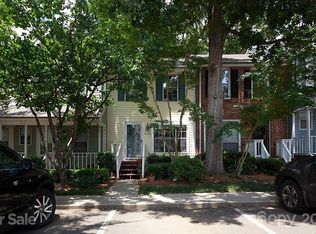 8105 Circle Tree Ln, Charlotte, NC 28277