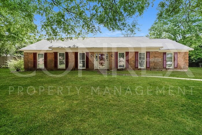1st image of 323 Arrowhead Dr