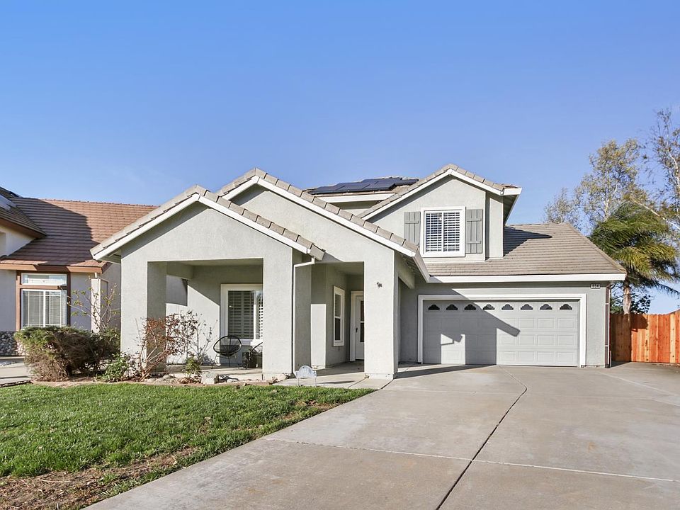 1st image of 834 Atwell Cir