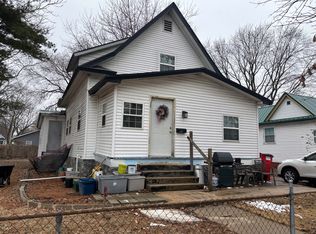 1303 N Champaign St, Champaign, IL 61820