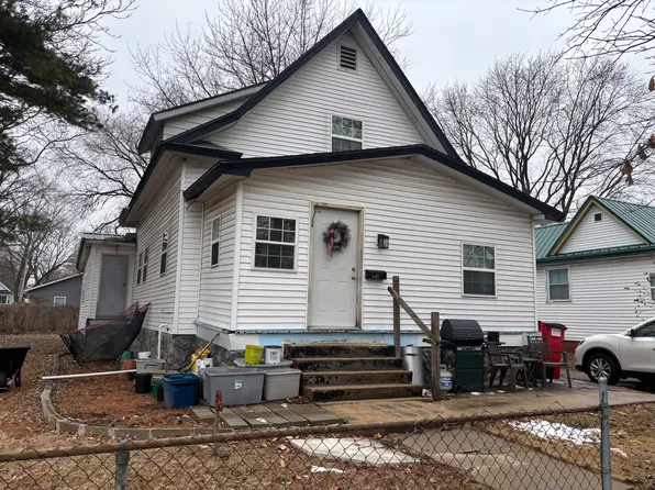 1303 N Champaign St, Champaign, IL 61820