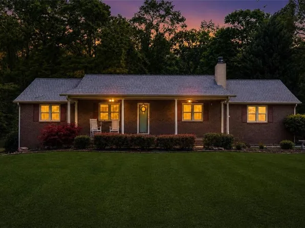 118 Country Acres Ct, McDonough, GA 30253