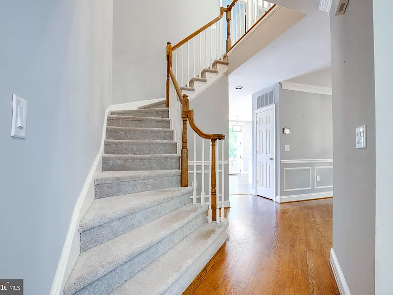 2914 Oakton Crest Pl — Photo 6
