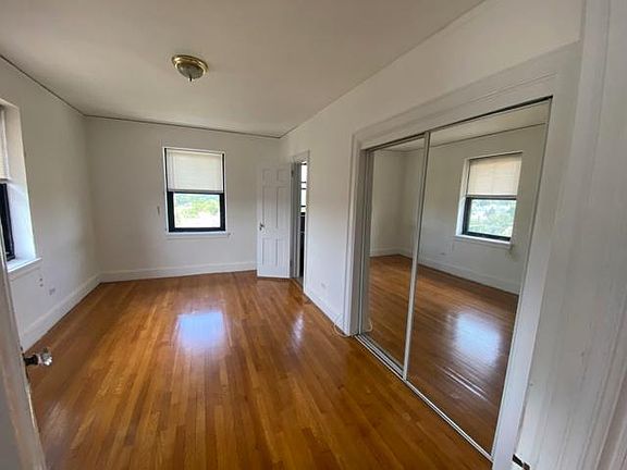 5th image of 63 Wesley Ave #5B