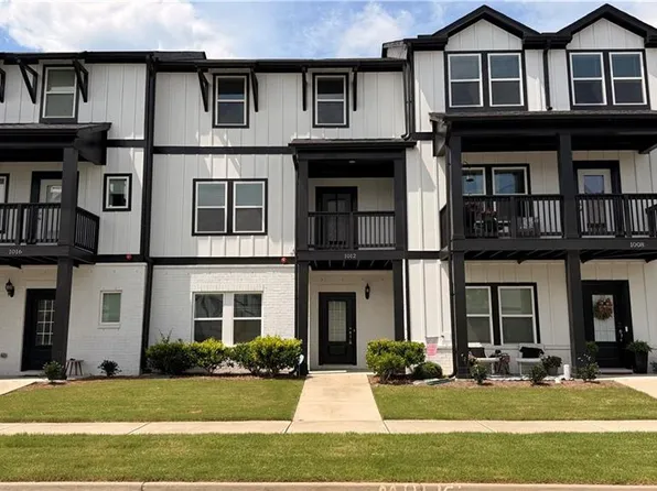 1012 Knoxboro Ln, Woodstock, GA 30188