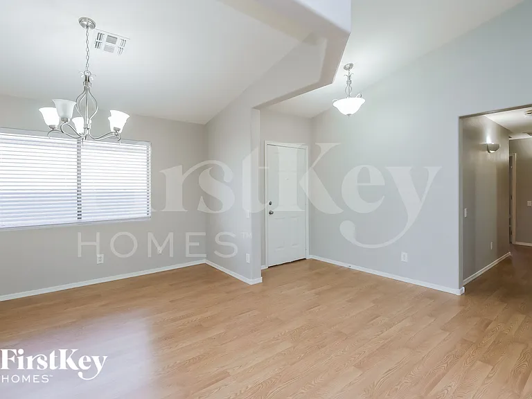 8634 E Natal Ave — Photo 5
