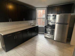 37 W 29th St #3, Bayonne, NJ 07002
